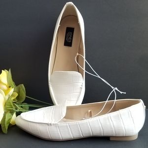 Samantha Jones New York Pattern Slip On Flat